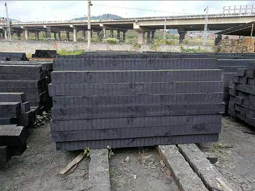 云南防腐木的制作